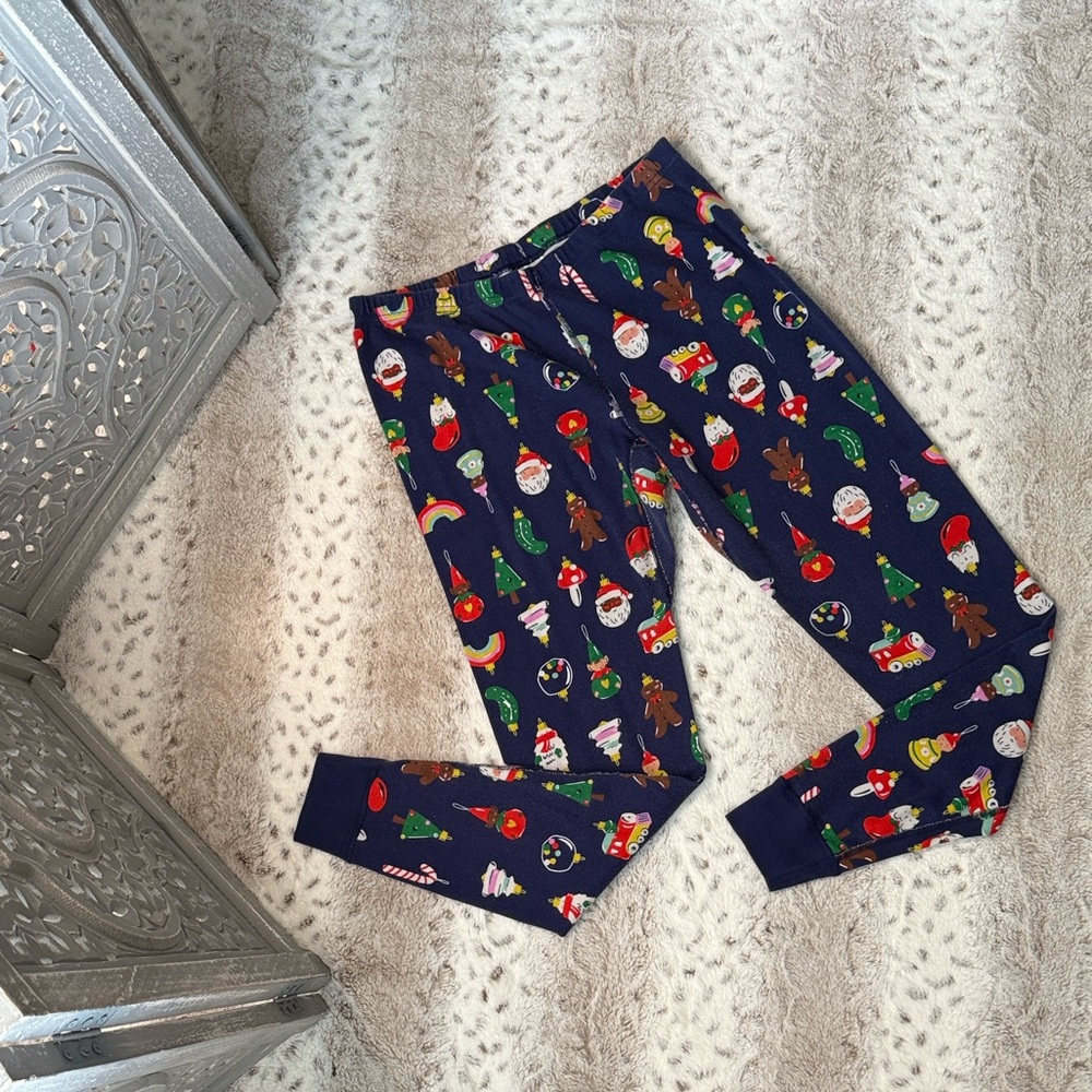 Hanna Andersson pajama pants holiday print large Santa Christmas holiday party